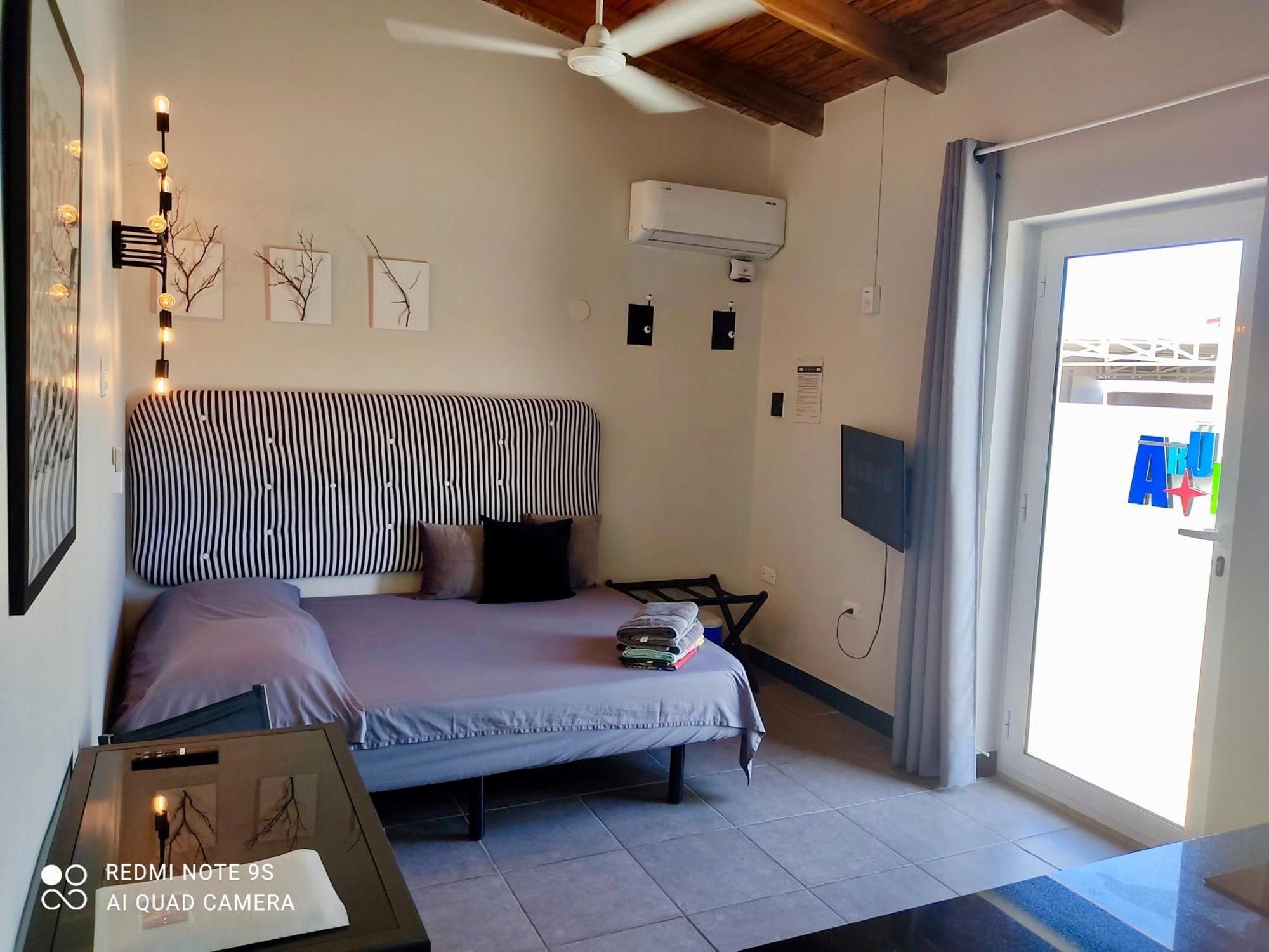 Studios 11And11Aruba Palm Beach Ruang foto