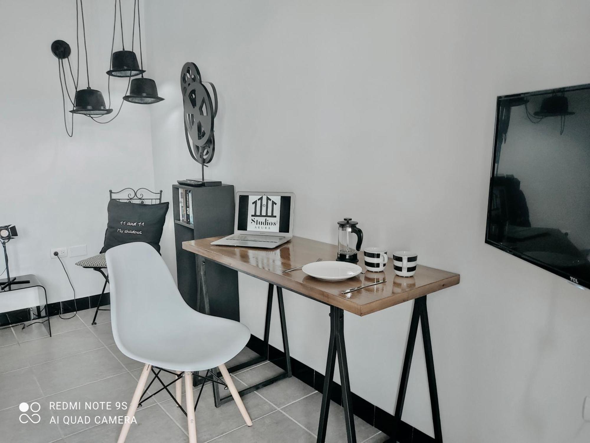 Studios 11And11Aruba Palm Beach Ruang foto